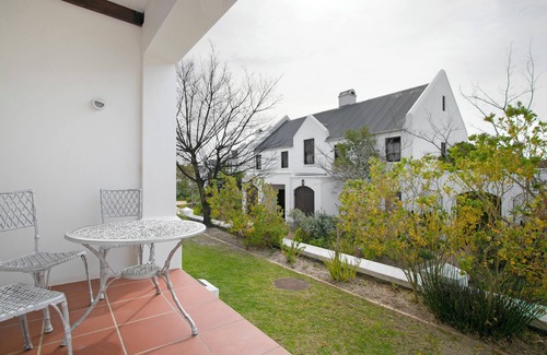 Stellenbosch Villa | Winelands Golf Lodges 12