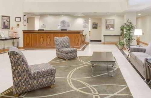 Bridgeport Hotel | Wingate by Wyndham Bridgeport WV