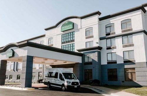 Chantilly Hotel | Wingate by Wyndham - Dulles International