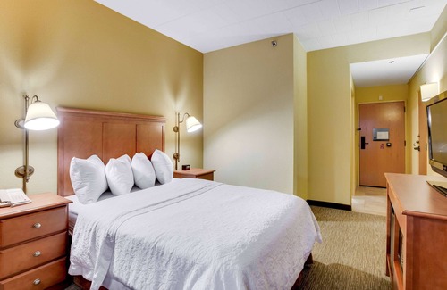 Cranberry Township Hotel | Wingate by Wyndham Cranberry