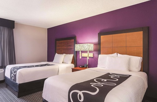 Dock Junction Hotel | Wingate by Wyndham Brunswick GA / I-95