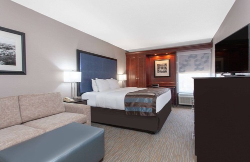 North Charleston Hotel | Wingate by Wyndham Charleston Coliseum