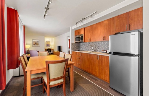 Midnapore Hotel | Wingate by Wyndham Calgary