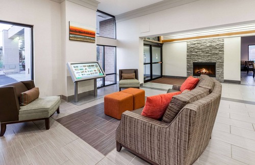 Canton Hotel | Wingate by Wyndham Canton/Hall of Fame