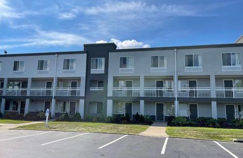 Dayton Hotel | Wingate by Wyndham Dayton North