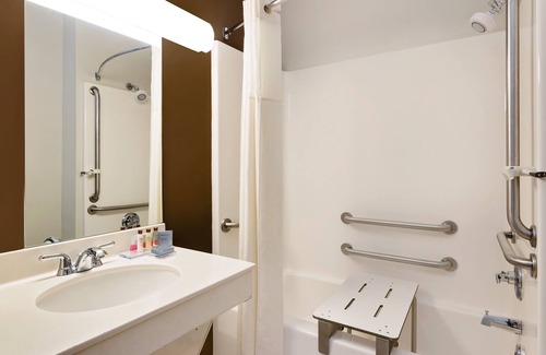Destin Hotel | Wingate by Wyndham - Destin FL