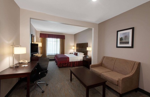 Willowbrook Hotel | Wingate by Wyndham - Houston/Willowbrook