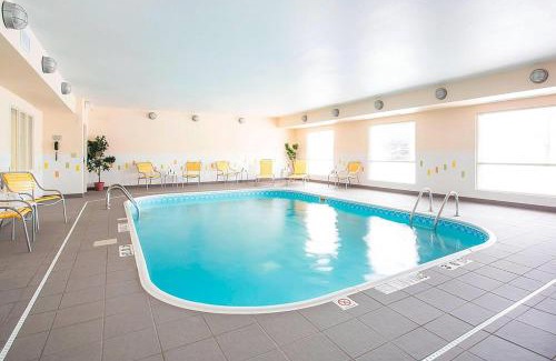 Oshkosh Hotel | Wingate by Wyndham Oshkosh