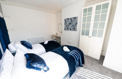Fenham Casa | Wingrove 5 Bdrm Large House Free Parking and Wifi