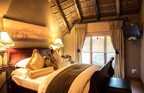 Silver Lakes Cama Y Desayuno | Wings and Water Guesthouse on 57 Nicklaus Street