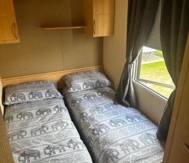 Towyn Apartamento | Winkups Getaway caravan hire