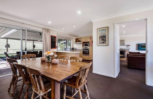 Broke Casa | Winmark Wines | Rock Cottage