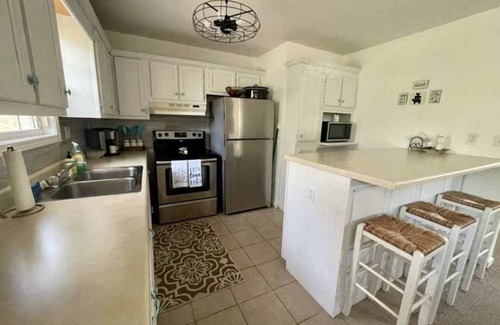 Counce Casa | Winn Springs- Relaxing Lake Weekend Getaway