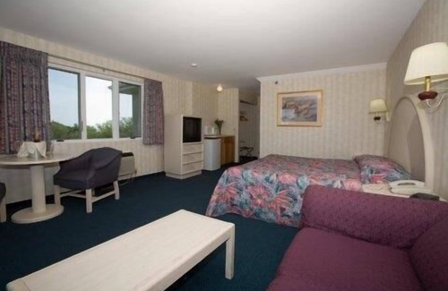 Misquamicut Hotel | Winnapaug Inn