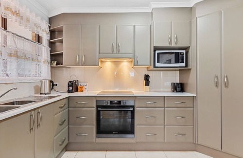 Tomakin Casa | Winnies on Sunpatch. Gorgeous, pet friendly home in fantastic location