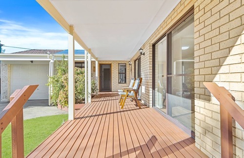 Tomakin Casa | Winnies on Sunpatch. Gorgeous, pet friendly home in fantastic location