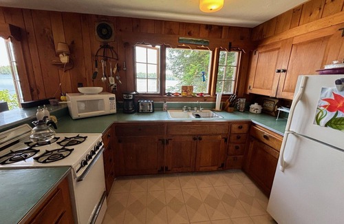 Meredith Casa | Winnipesaukee Heirloom Cottage