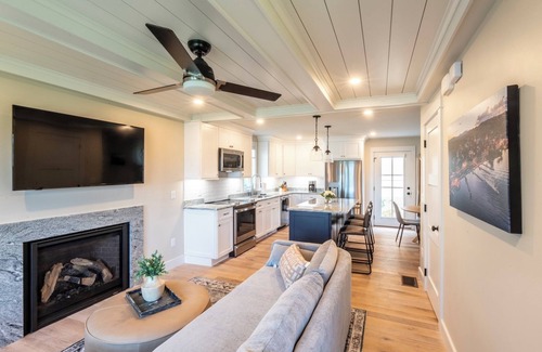 Laconia Casa | Winnipesaukee Lakefront Getaway with Private Dock