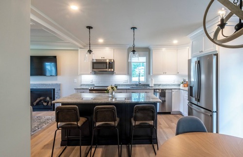 Laconia Casa | Winnipesaukee Lakefront Getaway with Private Dock