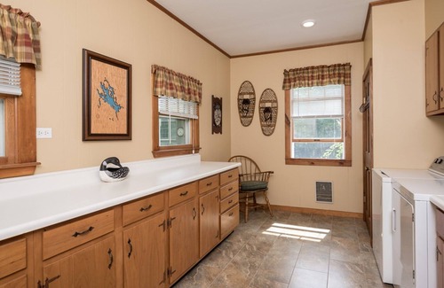 Melvin Village Casa | Winnipesaukee waterfront escape with private dock and guest cottage