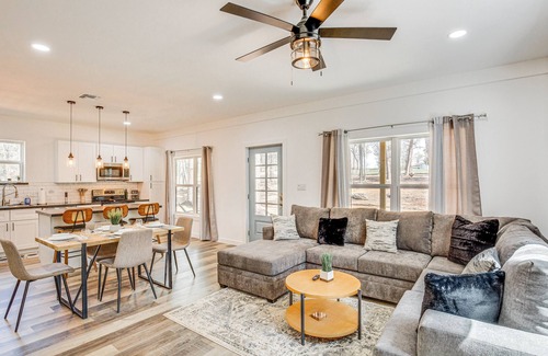 Winnsboro Casa | Winnsboro Barndominium w/ Fire Pit & Large Deck!