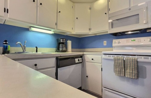 Mendon Apartamento | Winter Melody - Fireplace, Games, Bus Stop to Mtn