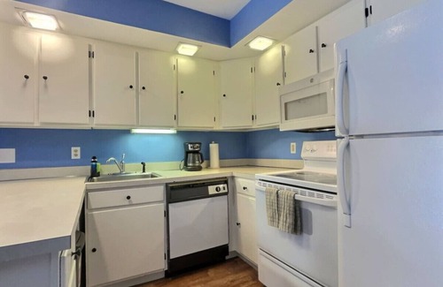 Mendon Apartamento | Winter Melody - Fireplace, Games, Bus Stop to Mtn