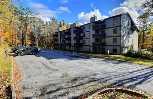 Mendon Apartamento | Winter Melody - Fireplace, Games, Bus Stop to Mtn