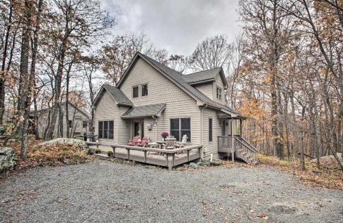 Chestnut Springs Casa | Wintergreen Resort Cabin Near the Slopes!
