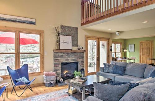 Chestnut Springs Casa | Wintergreen Resort Cabin Near the Slopes!
