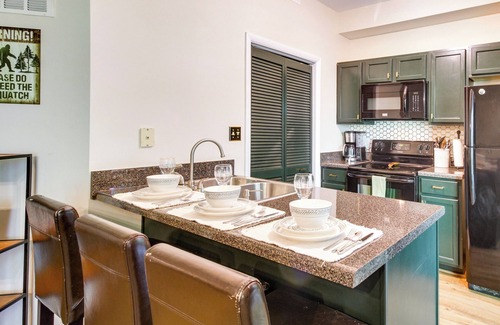 Wintergreen Condominio | Wintergreen Resort Condo w/ Deck, 0.3 Mi to Slopes