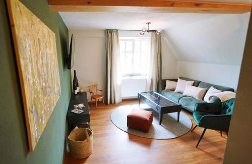 Historic Downtown Apartamento | Winzerhaus am Kardinalsberg