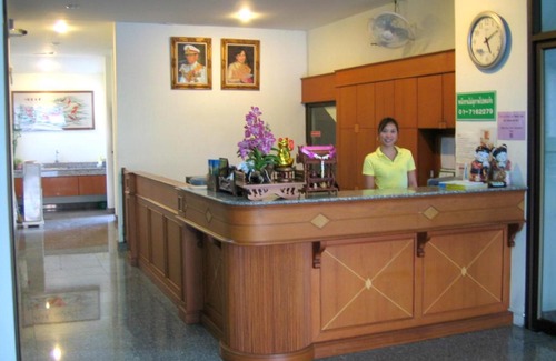 Chang Phueak Hotel | Wipanan Mansion