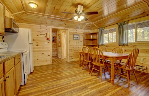 Lac du Flambeau Cabina | Wisconsin Northwoods Cabin on lake w/private dock on 394 acre lake. Pet Friendly