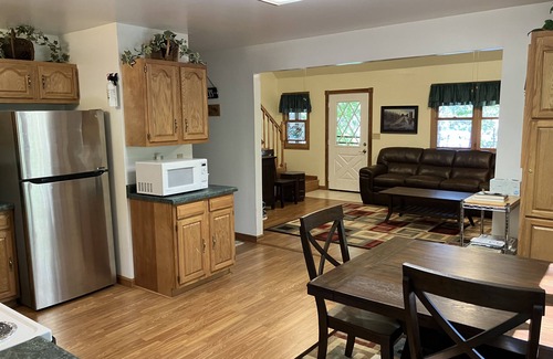 Solon Springs Cabina | Wisconsin Northwoods cabin on beautiful Island Lake