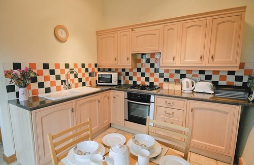 Bonsall Cabaña | Wisteria Cottage - E5387