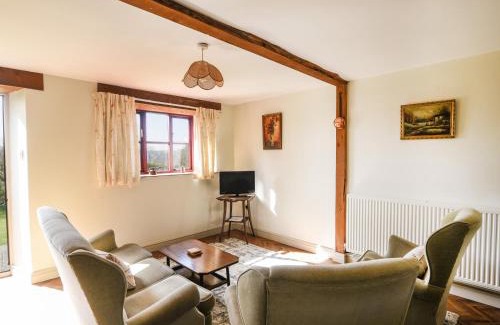 Axminster Casa | Wisteria Cottage