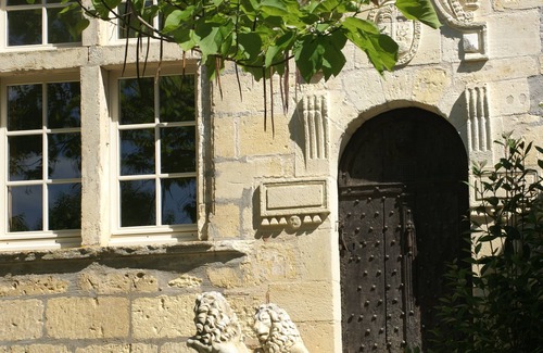 Velines Cabaña | Wisteria Cottage en los terrenos del siglo XVI. Manor histórico, piscina climatizada 12mx6m