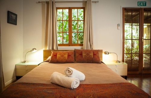 North Tamborine Cama Y Desayuno | Witches Falls Cottages