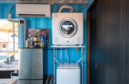 Shoshi Casa | With car! Pet friendly! SUP, snorkeling, bicycles, BBQ, Jacuzzi...! Trailer house!