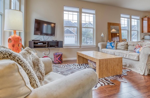 Pacific City Casa | With Salt, Please