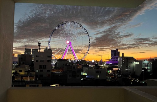 Zona de Angelópolis Apartamento | Con terraza frente a la Estrella de Puebla