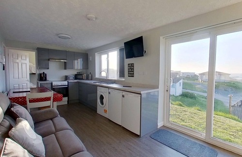 Hayle Cabaña | E24 Smeranda, Riviere Towans