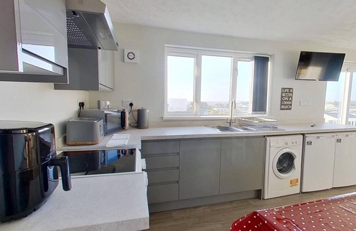 Hayle Cabaña | E24 Smeranda, Riviere Towans