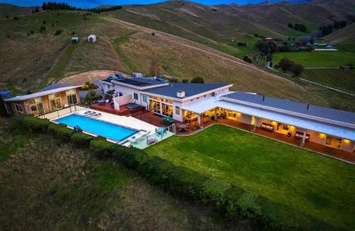 Blenheim Casa | Witherhills Suite in a 6-bedroom luxury villa