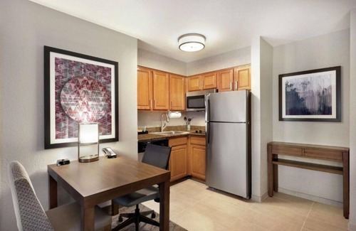 Parkrose Casa | Within reach of the City of Roses