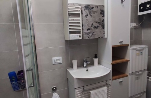 Segnano Apartamento | Within walking distance of the Cà Granda metro