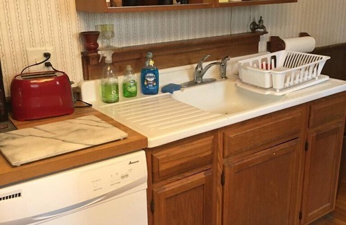 Leonardsville Casa | Witter House at Horned Dorset Artists' Colony