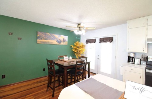 Little Rock Casa | WLR Bungalow Little Rock