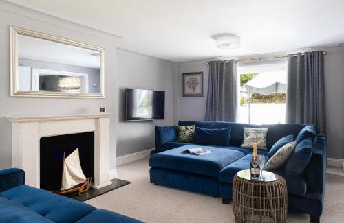 Charlestown Casa | Wobbly Cod
